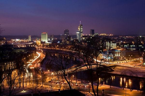 La police de Vilnius collabore avec des spécialistes du traitement de la toxicomanie 