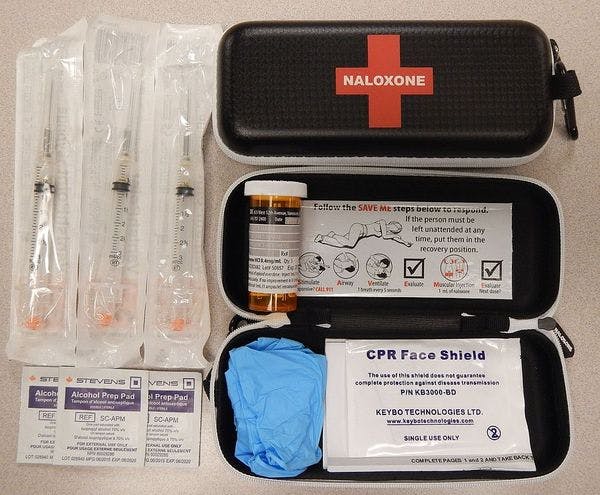 Modelling the combined impact of interventions in averting deaths during a synthetic‐opioid overdose epidemic in Canada