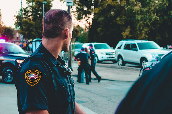 L'investissement dans la réduction des risques doit être inclus dans le mouvement pour la réduction des fonds de la police